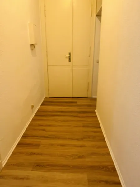 Wohnen mit Charakter: 2-Zimmer-Wohnung in Berlin-Heinersdorf — photo 1